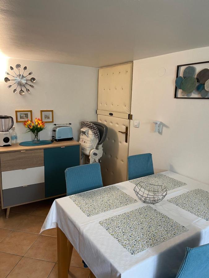 Apartment Mirana With Garden And Free Parking Zadar Eksteriør billede